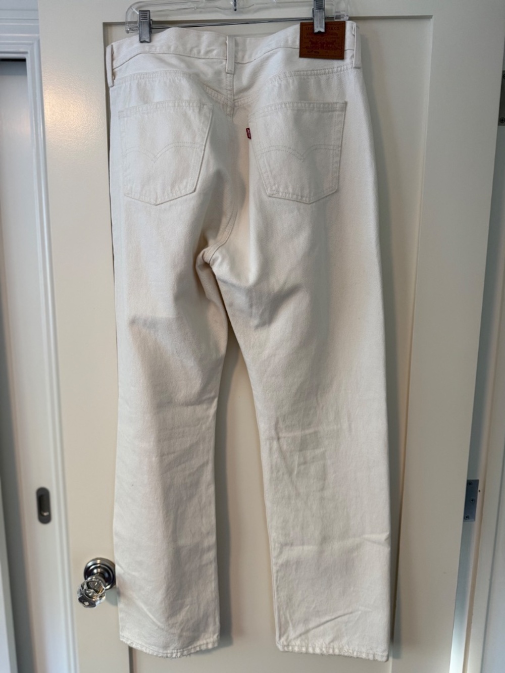 Levi 501 Jeans - Picture 3 of 4